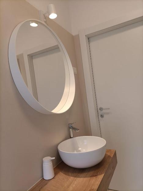 Gardasee Apartment ริวาเดลการ์ดา ภายนอก รูปภาพ